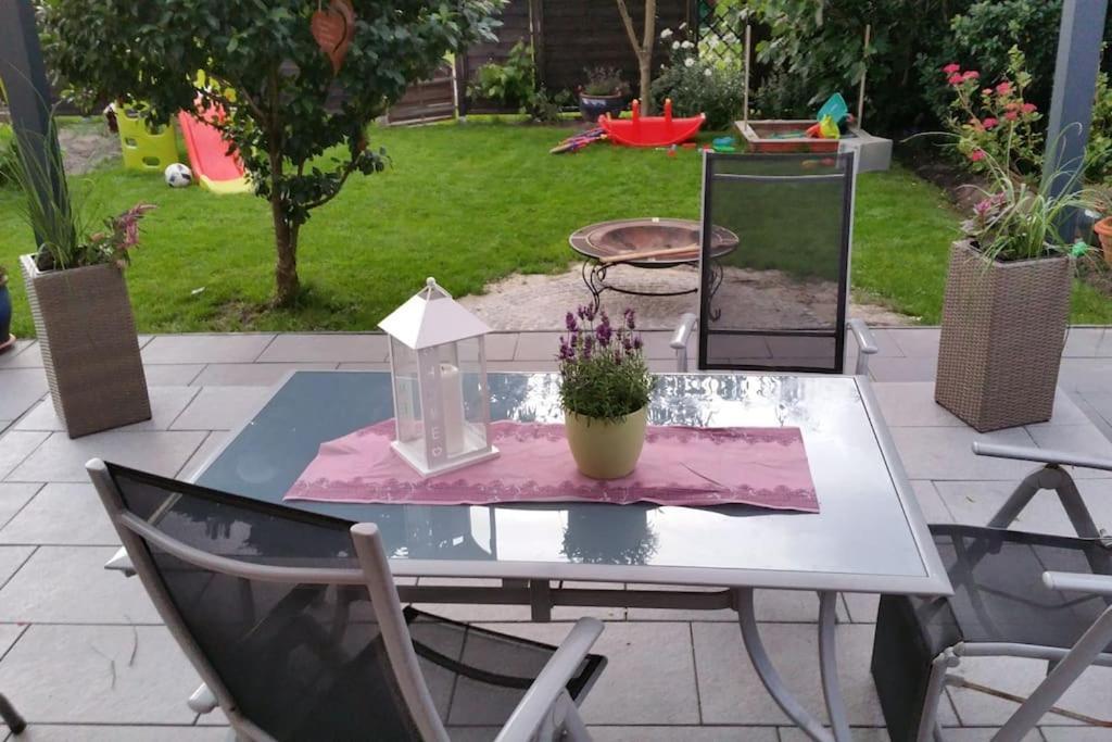 Urlaubsdomizil Norden/Norddeich, Mit Garten ภายนอก รูปภาพ