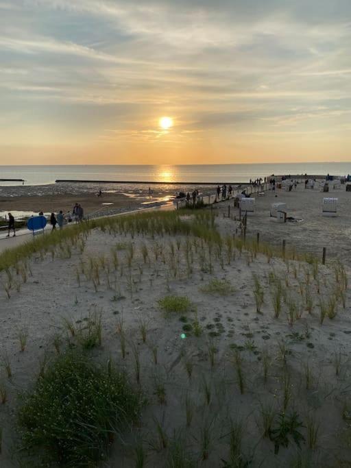 Urlaubsdomizil Norden/Norddeich, Mit Garten ภายนอก รูปภาพ